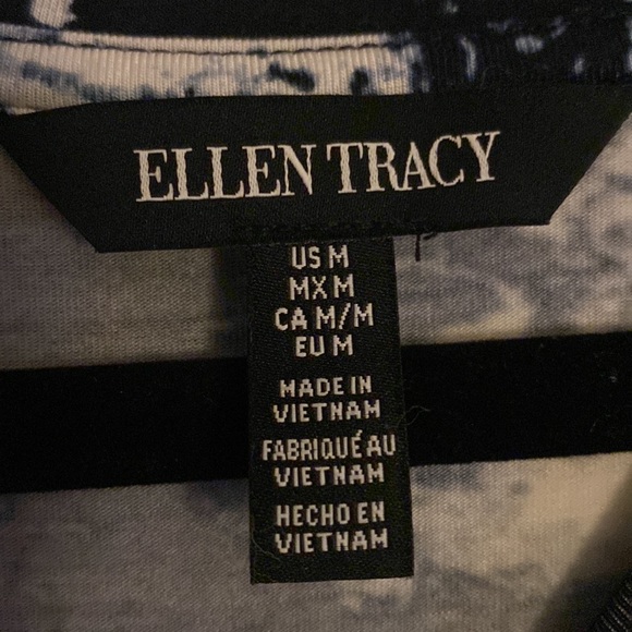 Ellen Tracy Navy & White Tee M - w/pinking shear trim edges in the sides & back - Picture 2 of 4